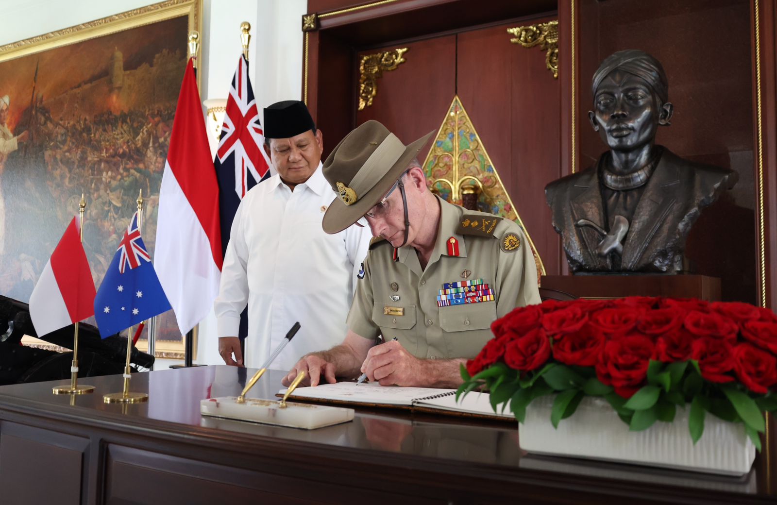 Menhan Prabowo Terima Panglima Angkatan Bersenjata Australia.