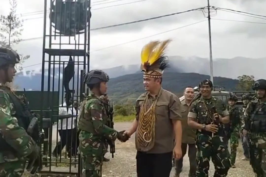 Pangkostrad menembus pedalaman Papua Tengah, untuk bertemu para prajuritnya di sarang KKB
