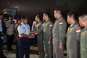 TNI AU Berhasil Emban Misi Kemanusiaan Dengan Membawa 14 WNI dari Myanmar