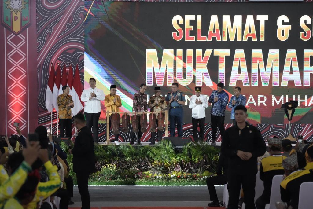 Panglima TNI Yudo Margono Mendampingi Presiden Jokowi dalam Kunker ke Deli Serdang